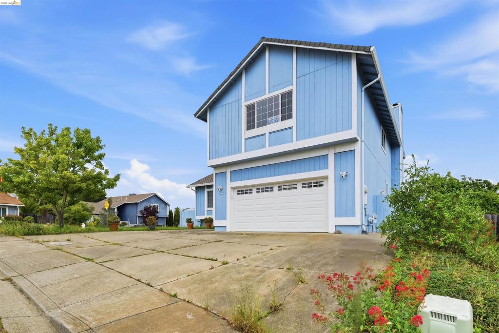 587 Birkdale Dr