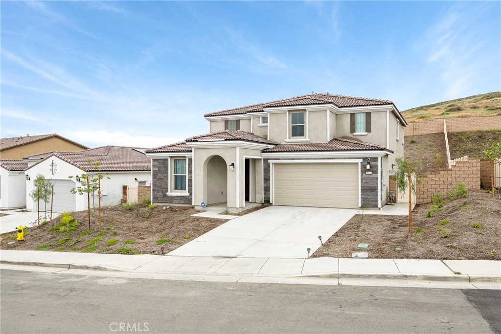25321 Luna Peak Road