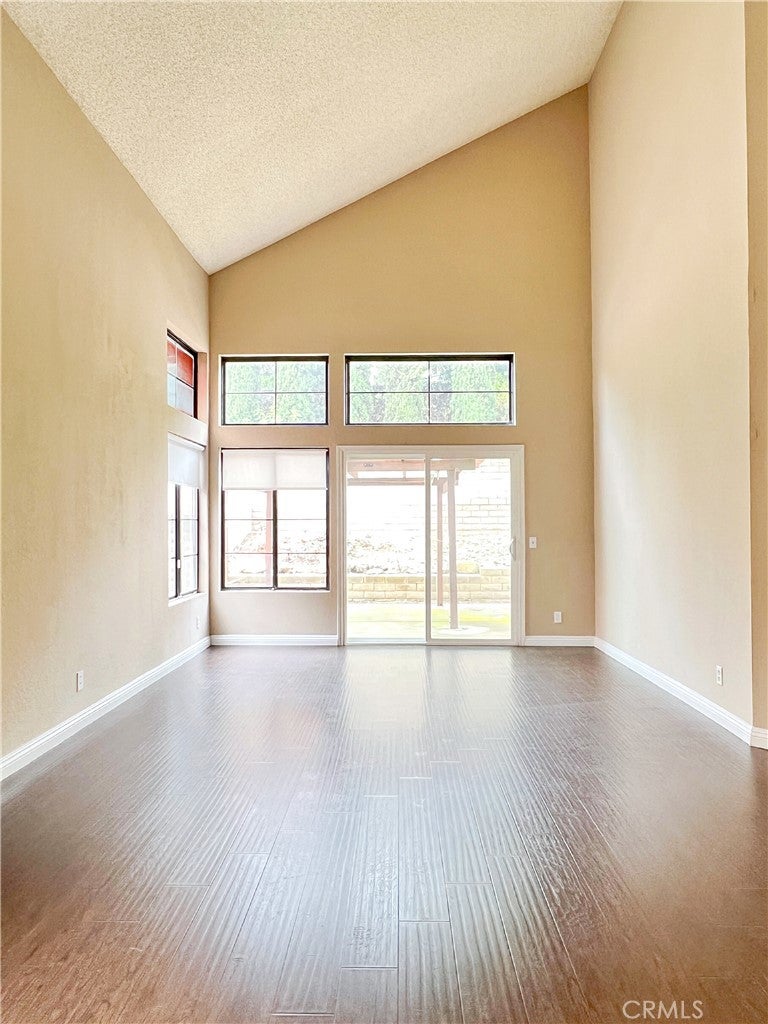 10288 Northridge