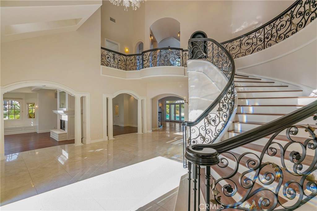 5081 E Copa De Oro Drive