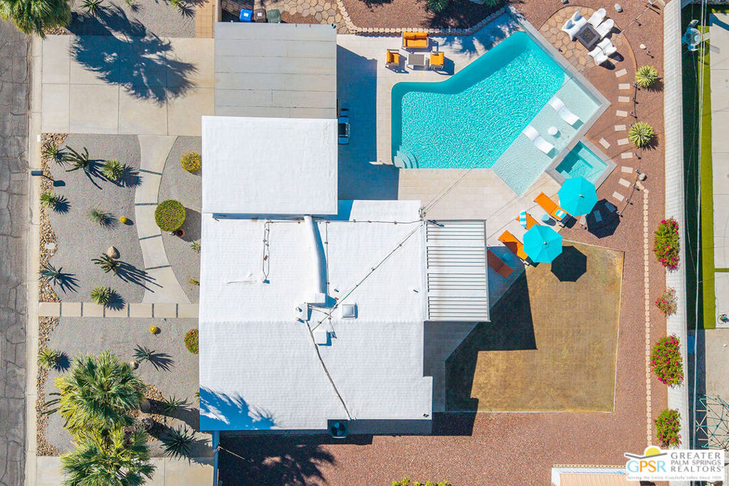 Racquet Club East - Residential