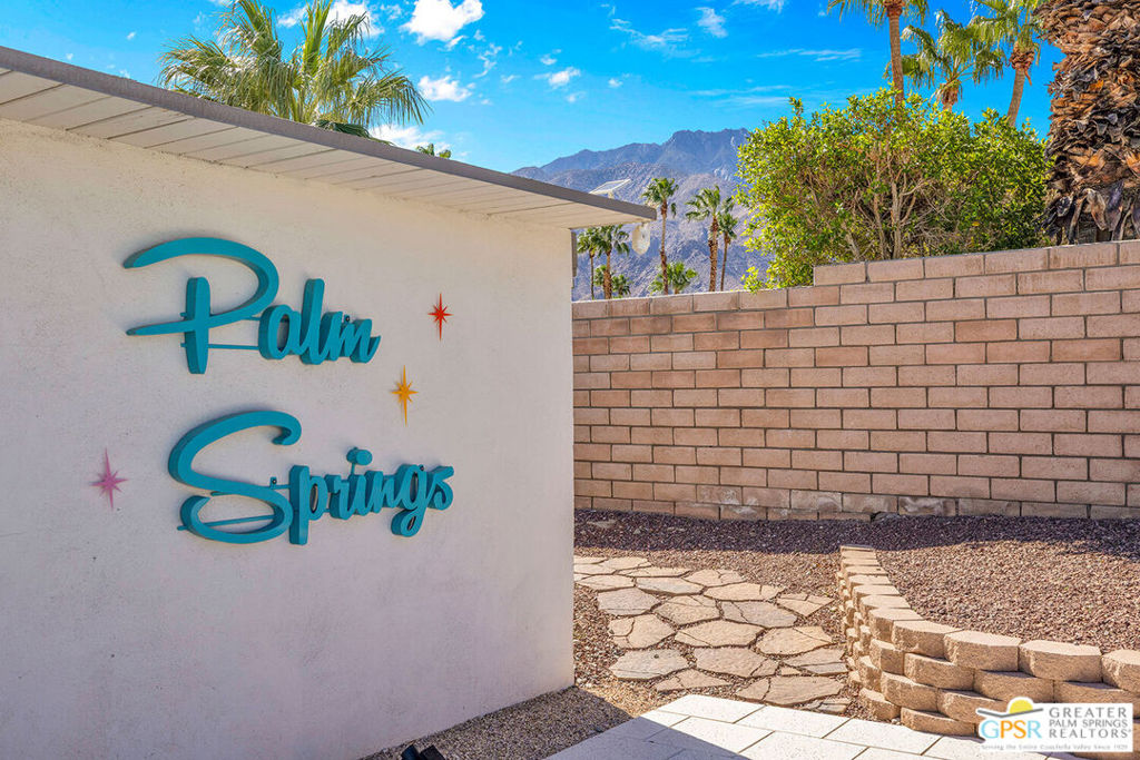 Racquet Club East - Residential