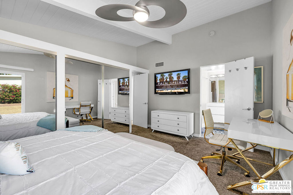 Racquet Club East - Residential