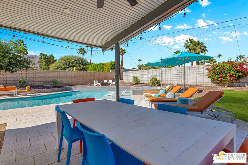 Racquet Club East - Residential