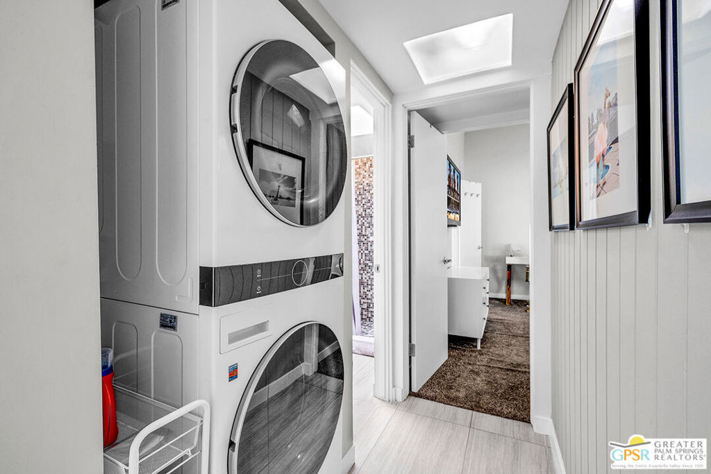 Racquet Club East - Residential