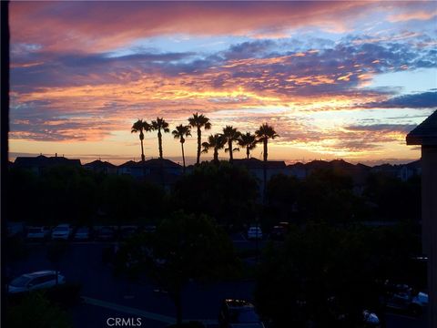 Photo of 7543 Quiet Cove Cir, Huntington Beach, CA 92648 (MLS # TR25253872)