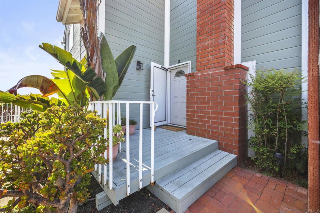 2525 Jefferson Street K