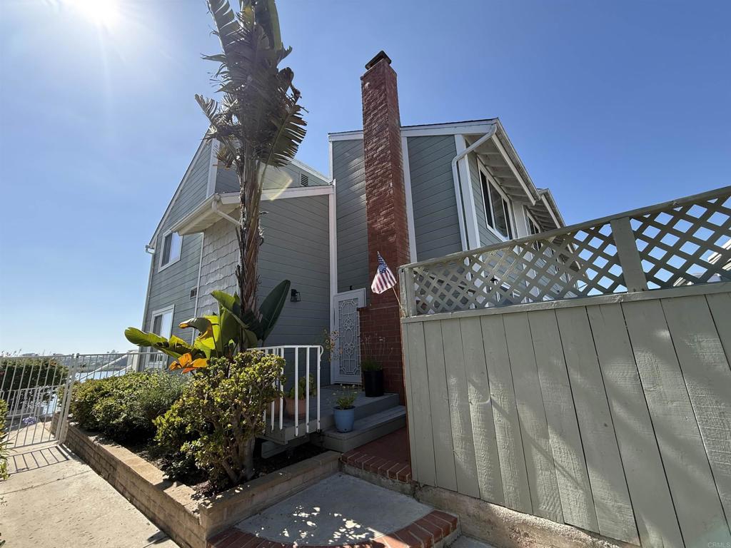 2525 Jefferson Street K