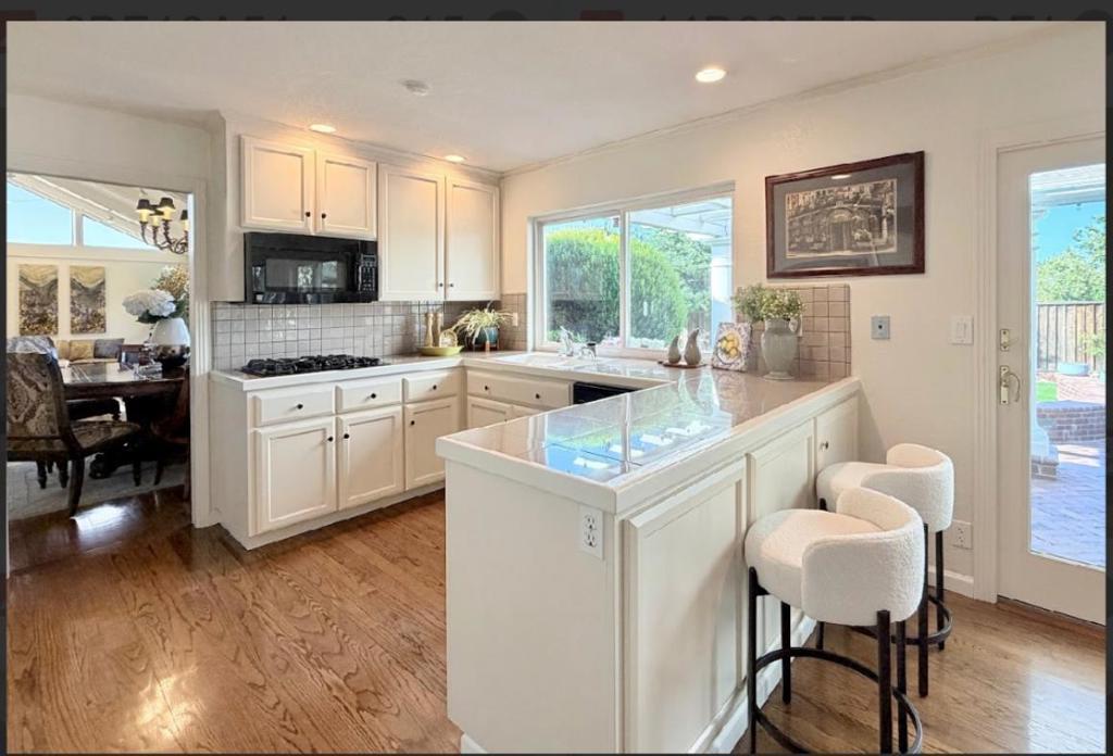 12498 Sumner Drive