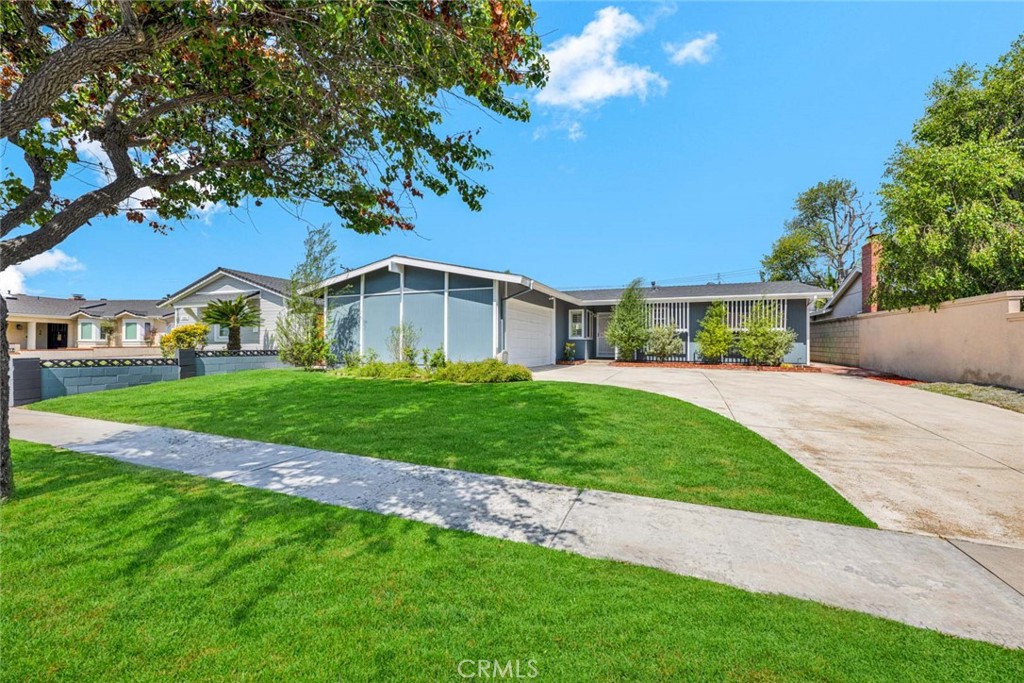 13321 Edinburgh Drive
