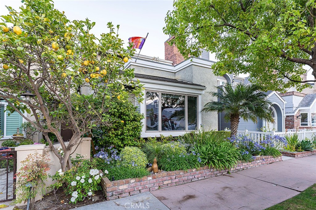 232 7th Street
