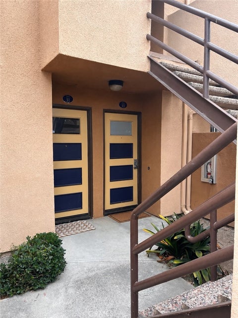 Photo of 25671 Le Parc, Lake Forest, CA 92630 (MLS # SW26162123)