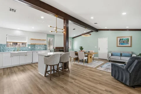 MLS: 219144568DA