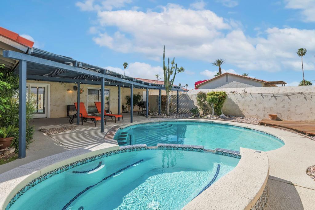 79990 Camelback Drive