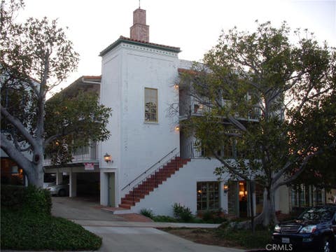 Photo of 425 Via Corta, Palos Verdes Estates, CA 90274 (MLS # SB26174918)