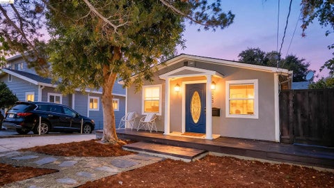 Photo of 4751 Fair Ave, Oakland, CA 94619 (MLS # 41146426)
