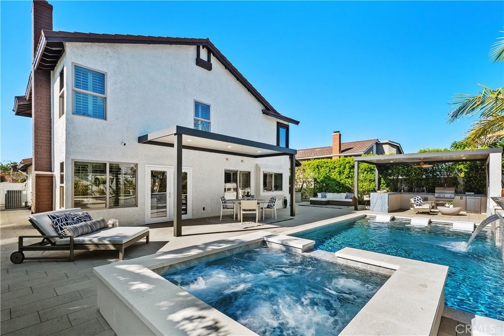 Photo of 28372 La Falda, Laguna Niguel, CA 92677 (MLS # OC26034232)