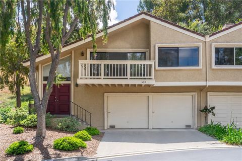 Photo of 509 El Azul CIR, Oak Park, CA 91377 (MLS # SR26096841)