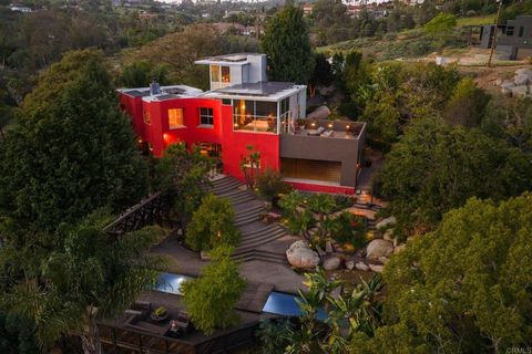 2893 Paseo Del Sol Escondido CA 92025