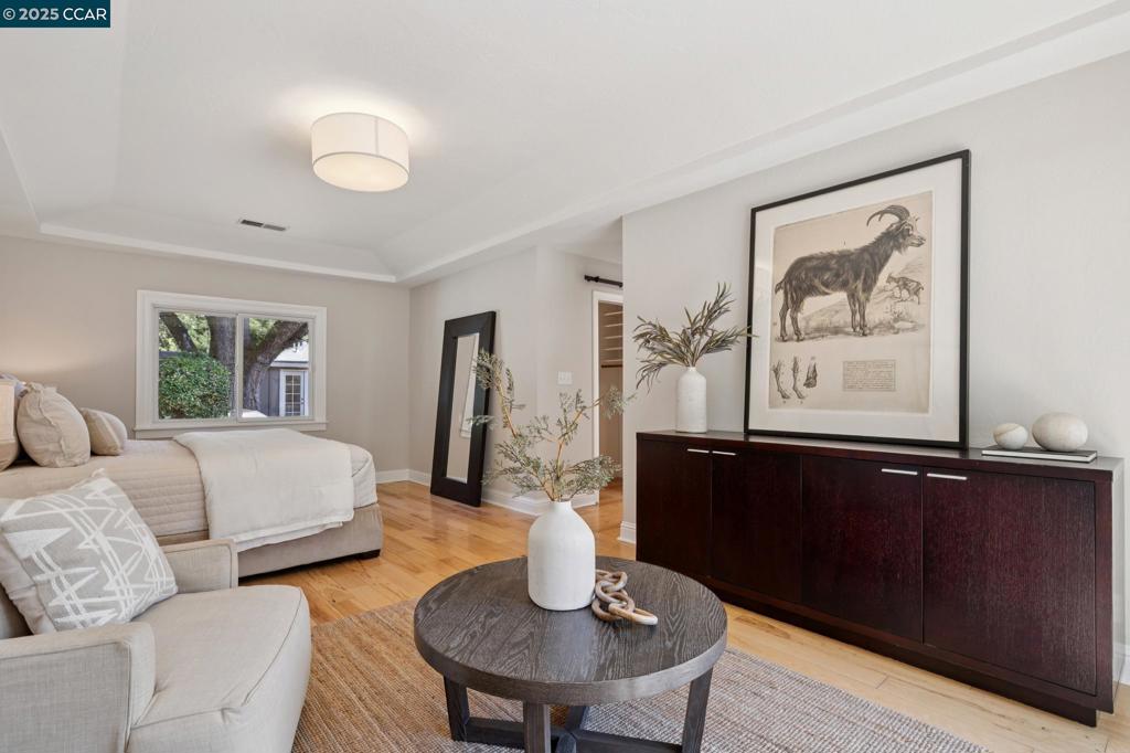 BURTON VALLEY - Residential