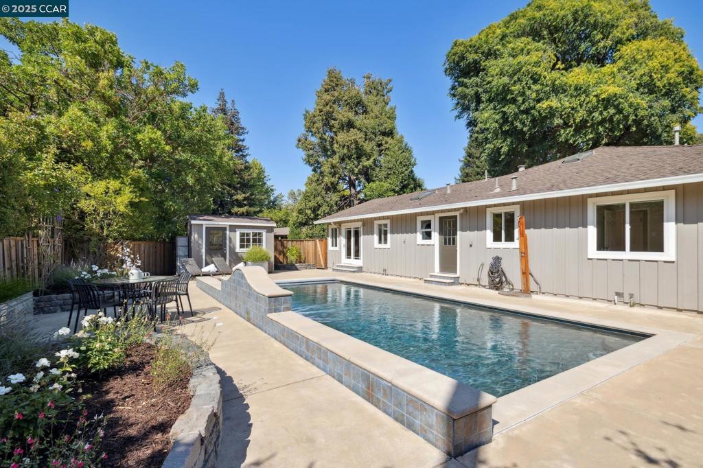 BURTON VALLEY - Residential