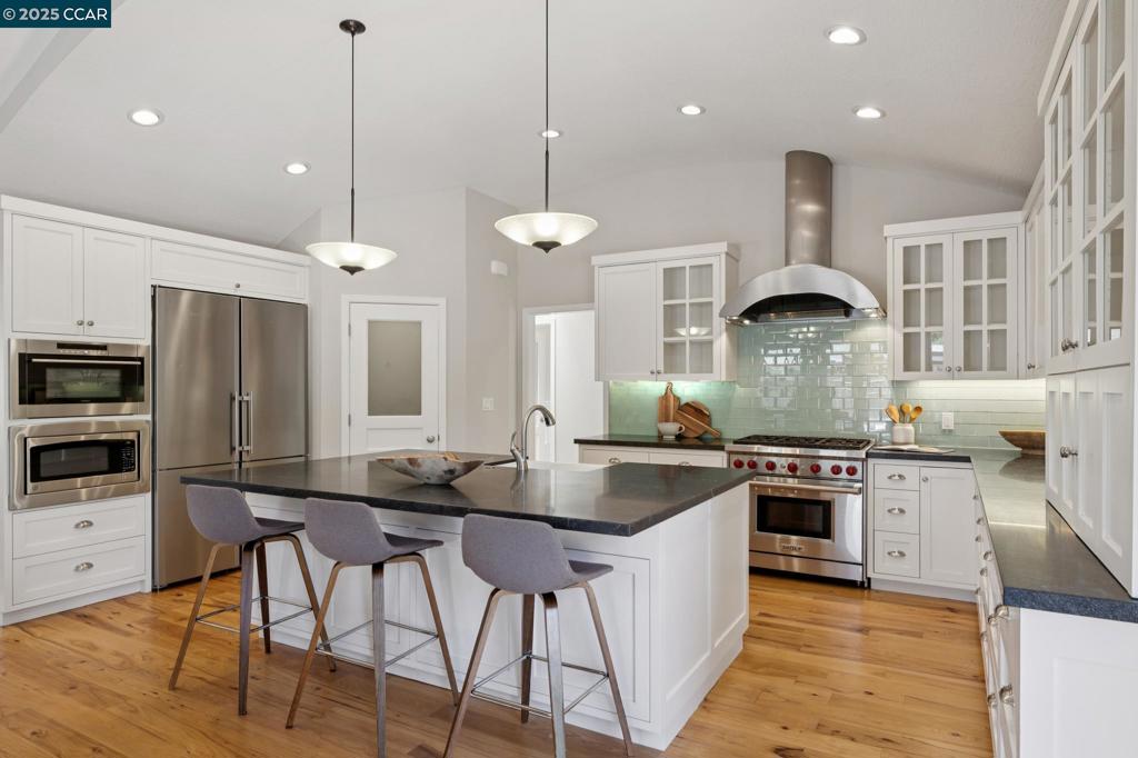 BURTON VALLEY - Residential