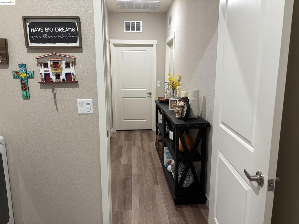 SUMMIT - Residential