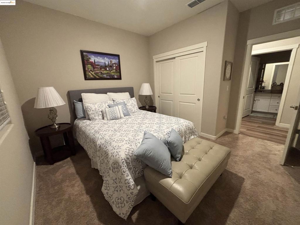 SUMMIT - Residential