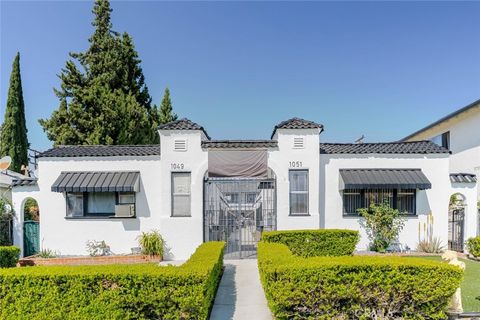 Photo of 1051 Western Avenue #B, Glendale, CA 91501 (MLS # BB26052461)