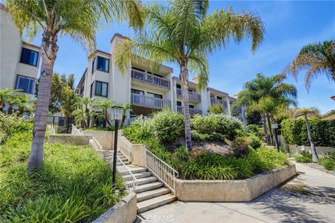Photo of 1833 Caddington Drive #70, Rancho Palos Verdes, CA 90275 (MLS # SB26169329)