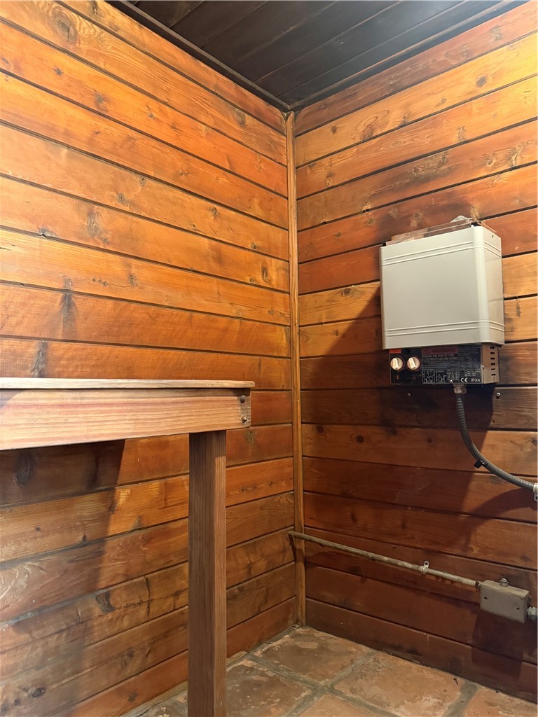 54066 Avenida Velasco