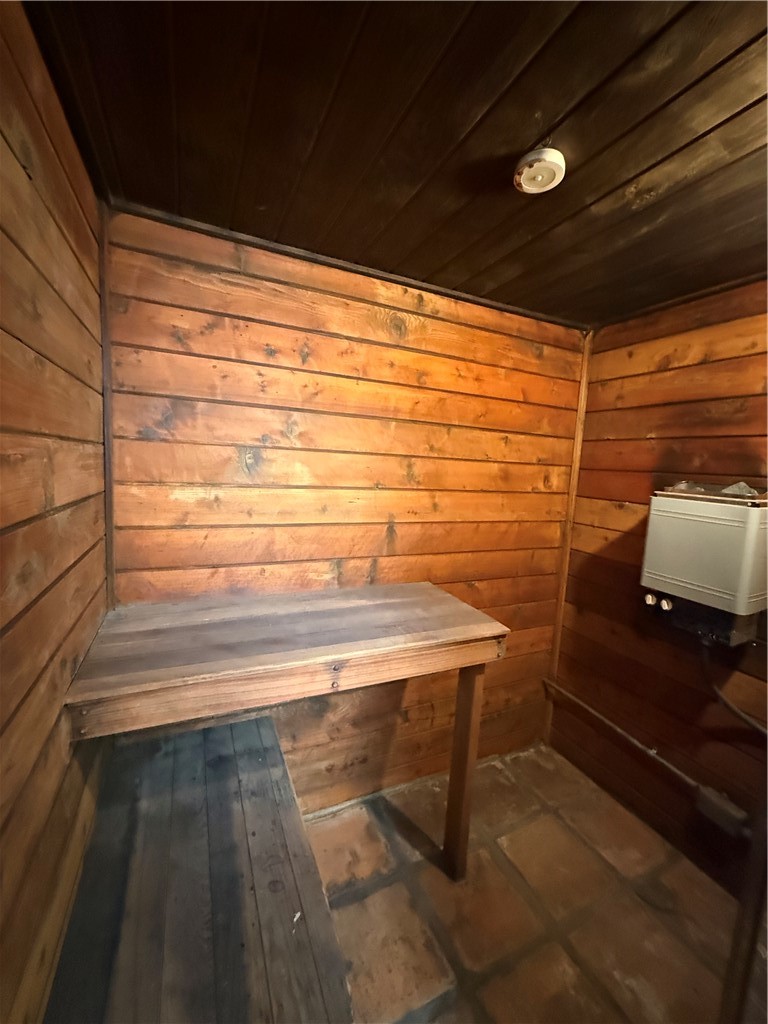 54066 Avenida Velasco