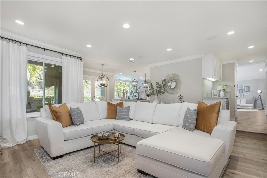 Oakmont (OM) - Residential