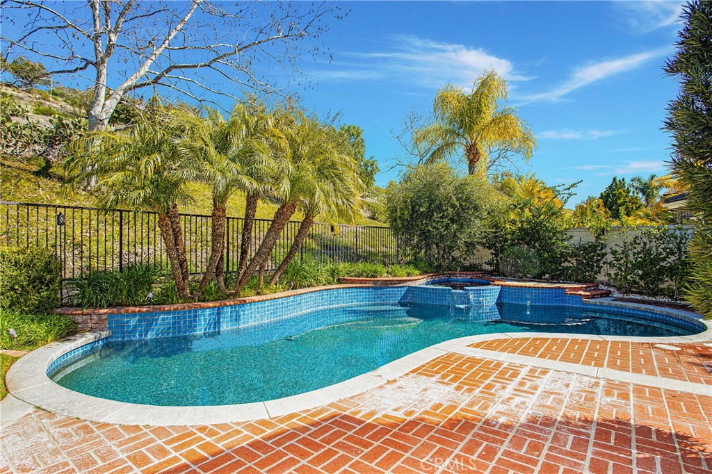 Oakmont (OM) - Residential