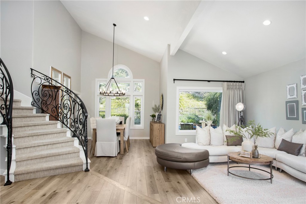 6 Eastridge