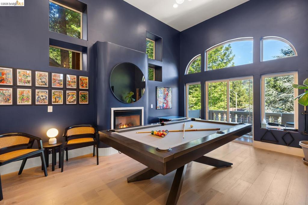 6839 6839 Sherwick Dr