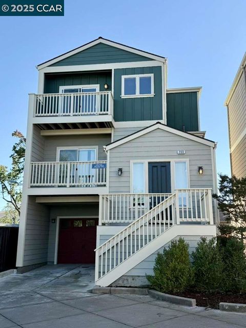 Photo of 200 Valletta Ln Ln, Pleasanton, CA 94566 (MLS # 41117999)