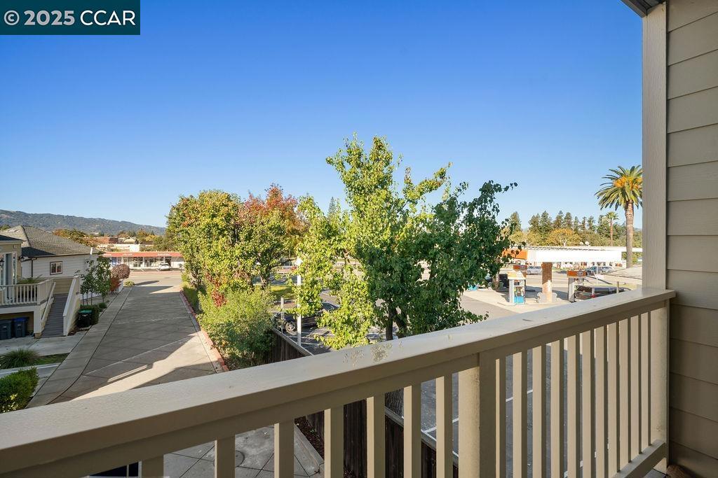 DOWNTOWN - Residential