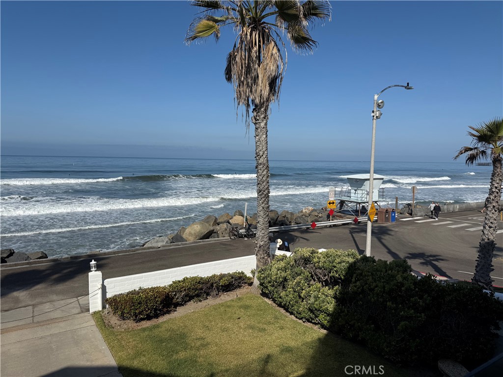 803 N Pacific Street 4
