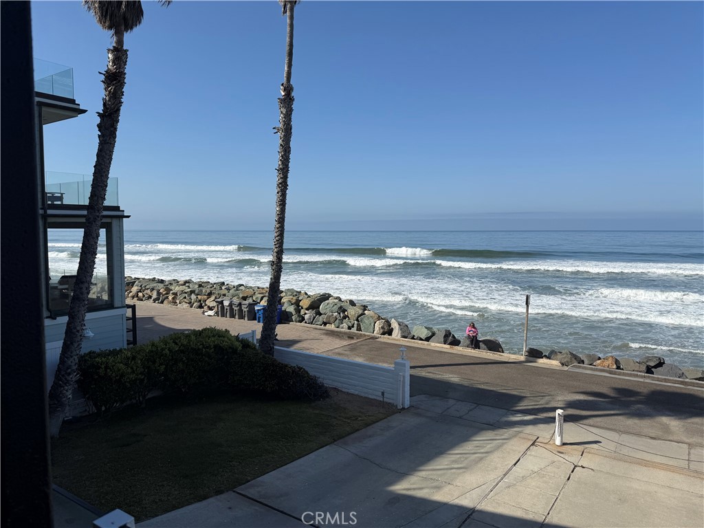 803 N Pacific Street 4