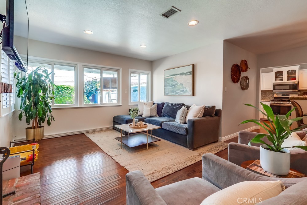 2224 Knoxville