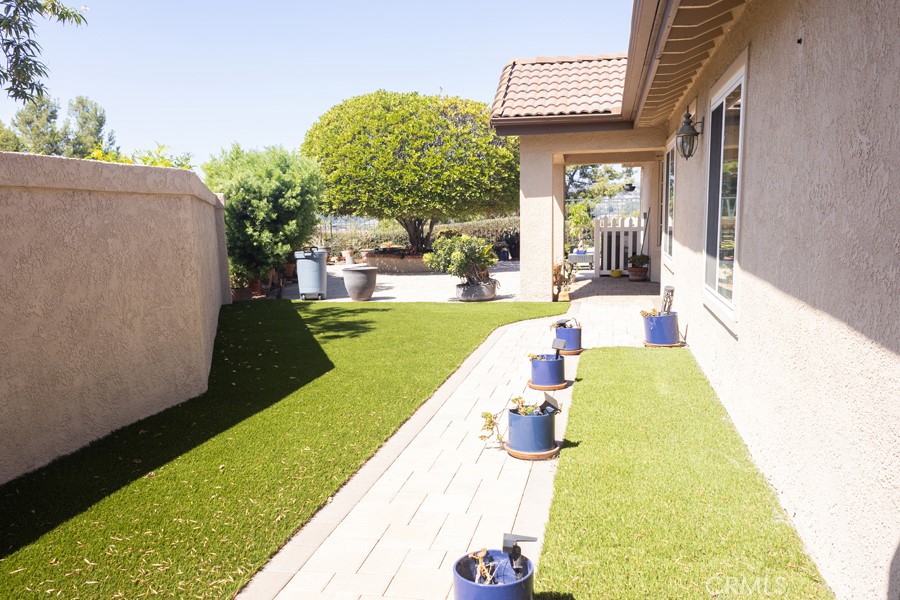 27395 Paseo Placentia