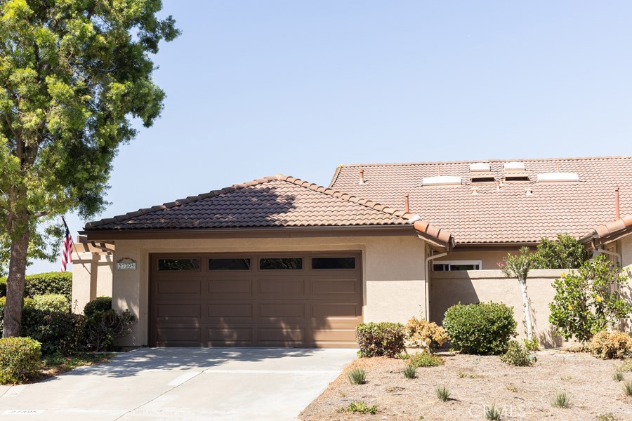 27395 Paseo Placentia