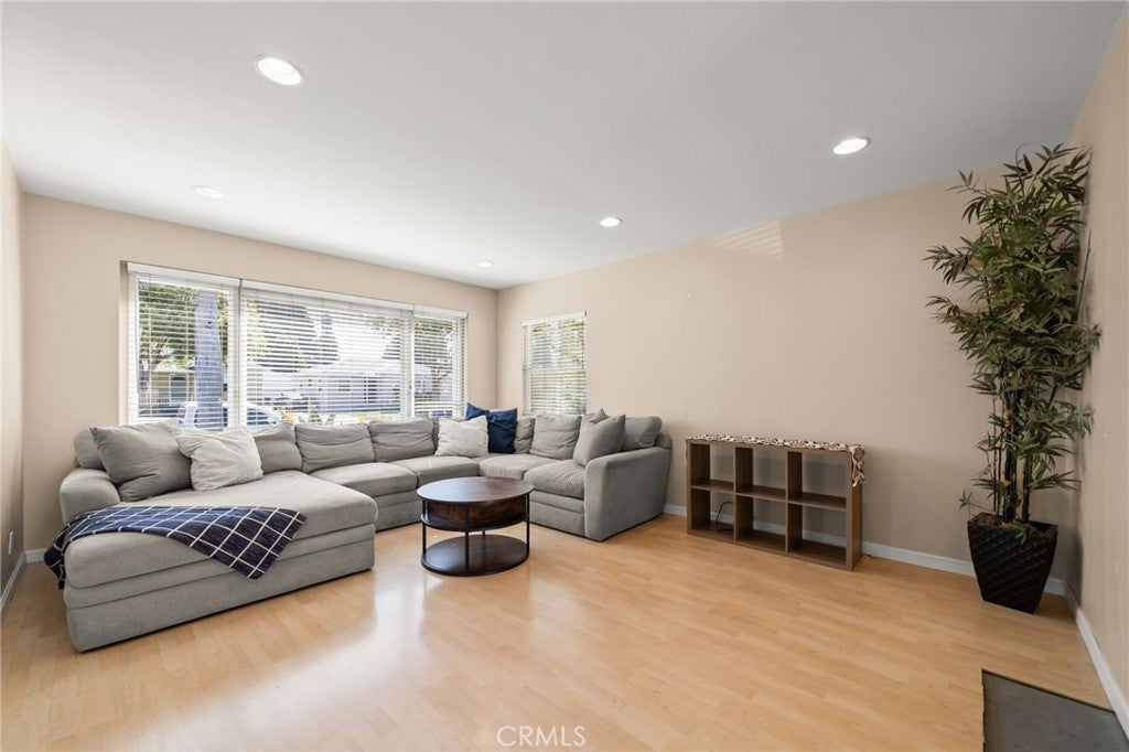 5703 Briercrest