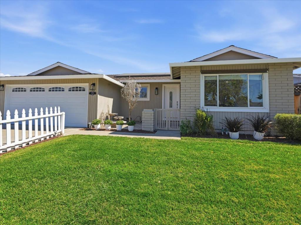 5711 Hillbright Circle