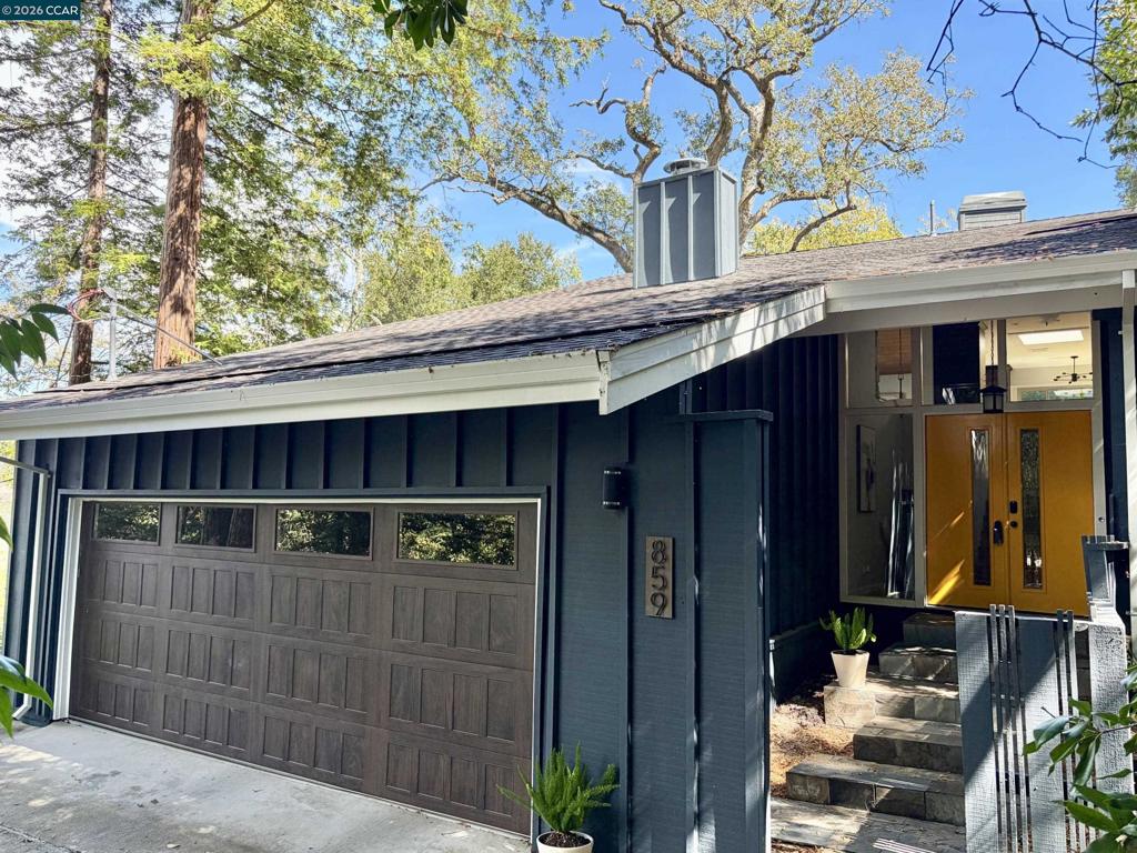 859 Mountain View Dr