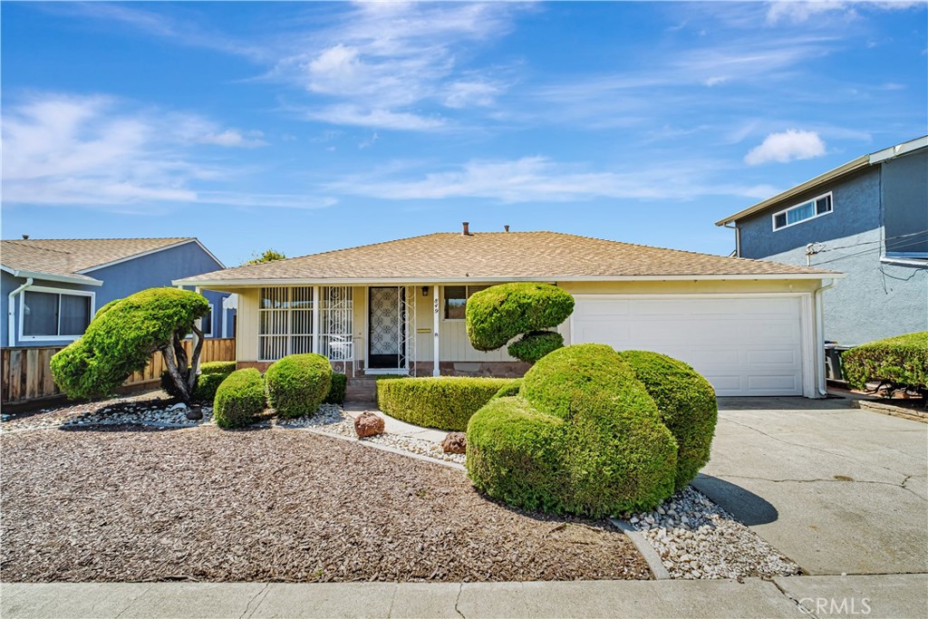 849 Serra Drive
