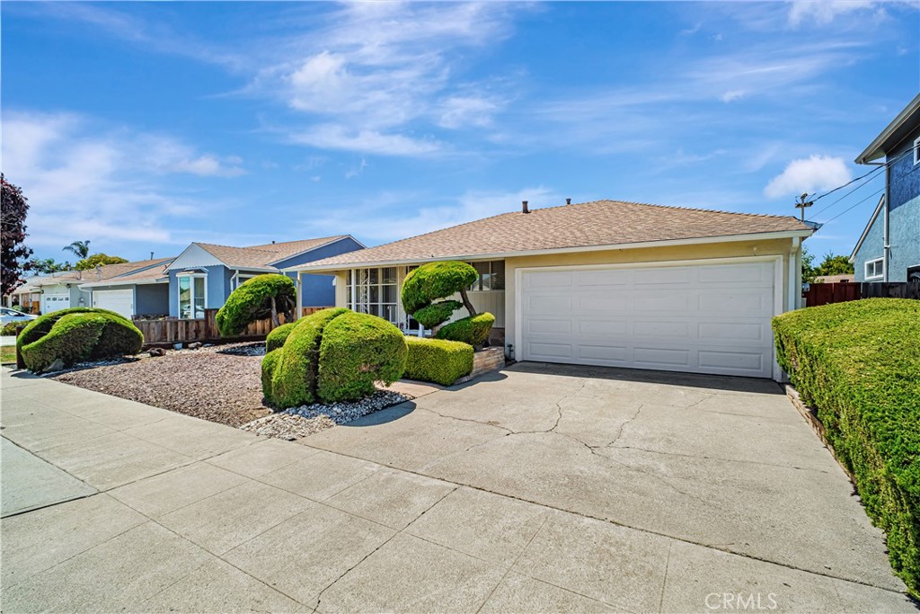 849 Serra Drive