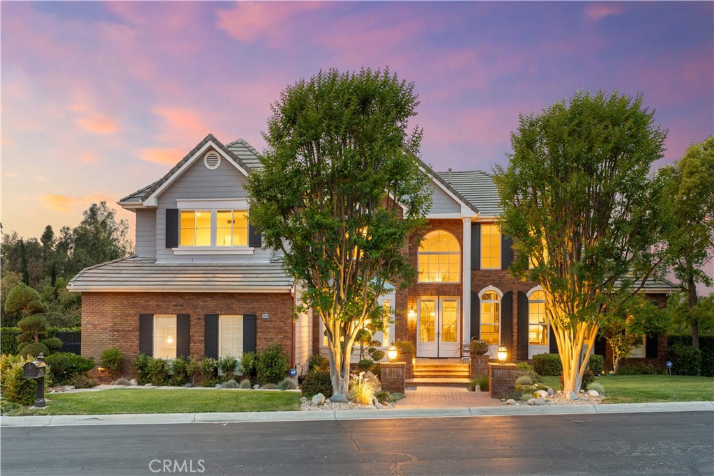 3048 Street Of The Chimes
