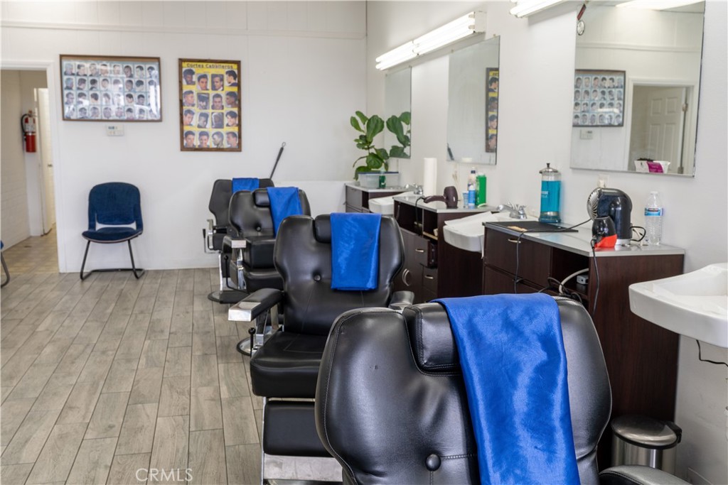 1591 Whittier Boulevard